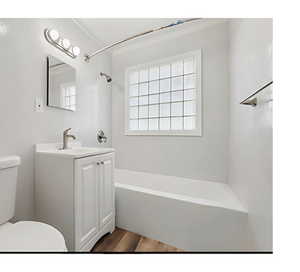 Bright & Functional Bath: A Clean White Space