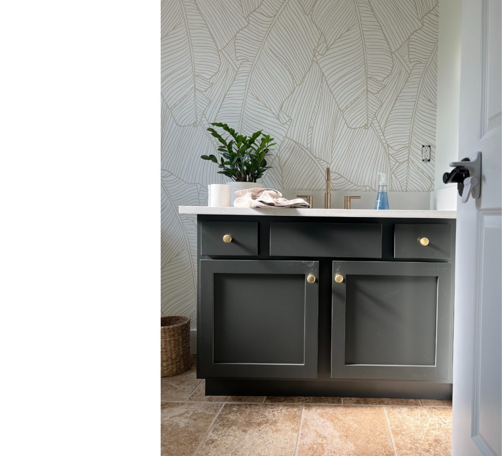 Chic Botanical Bath: Dark Vanity & Leafy Accents