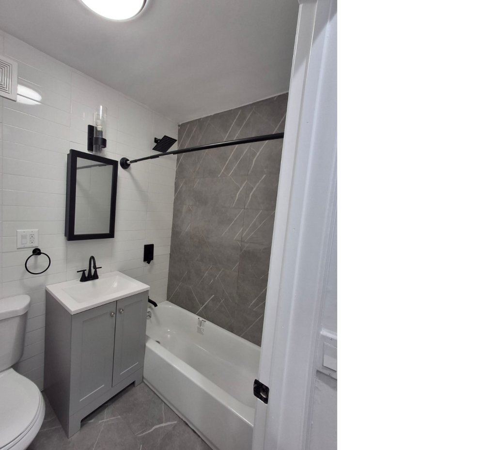 Modern Grey & Crisp White: A Streamlined Bathroom Space