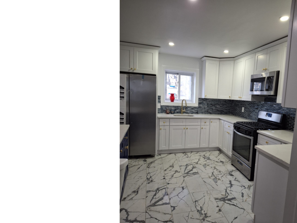 Bright White Kitchen: Bold Dark Backsplash Accent