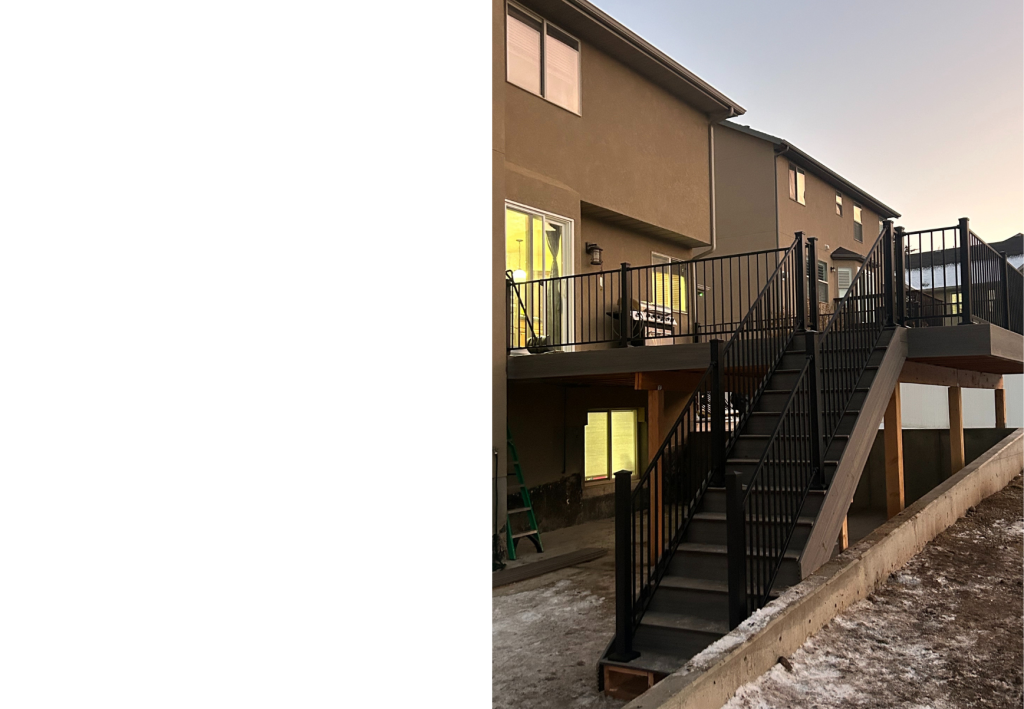 Elevated Style: Black Aluminum Railing Defines a Modern Outdoor Space
