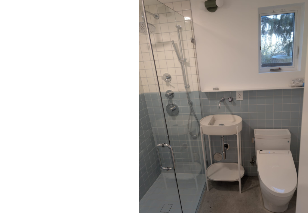 Efficient & Modern: A Compact Bathroom Design