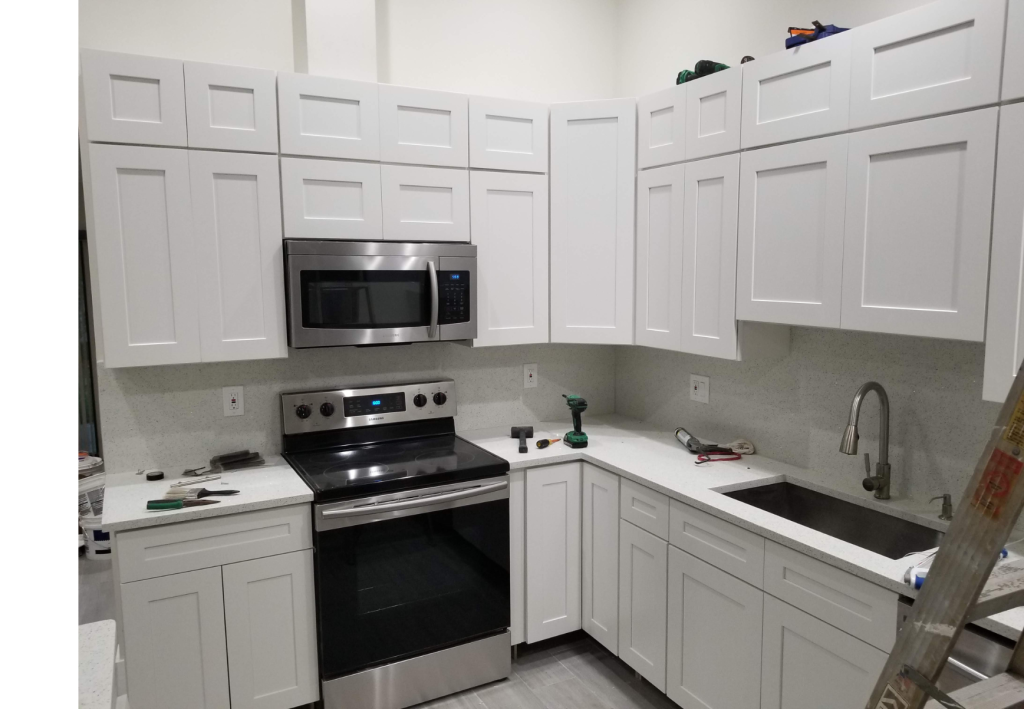 Crisp & Modern: A Bright White Kitchen Space