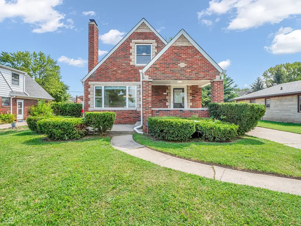 Fully Renovated Brick Beauty: Classic Charm, Modern Living