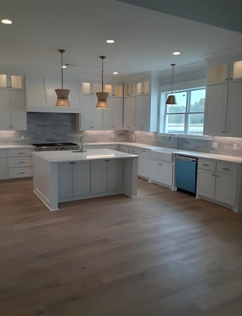 Pristine Palette: A Modern Kitchen Oasis